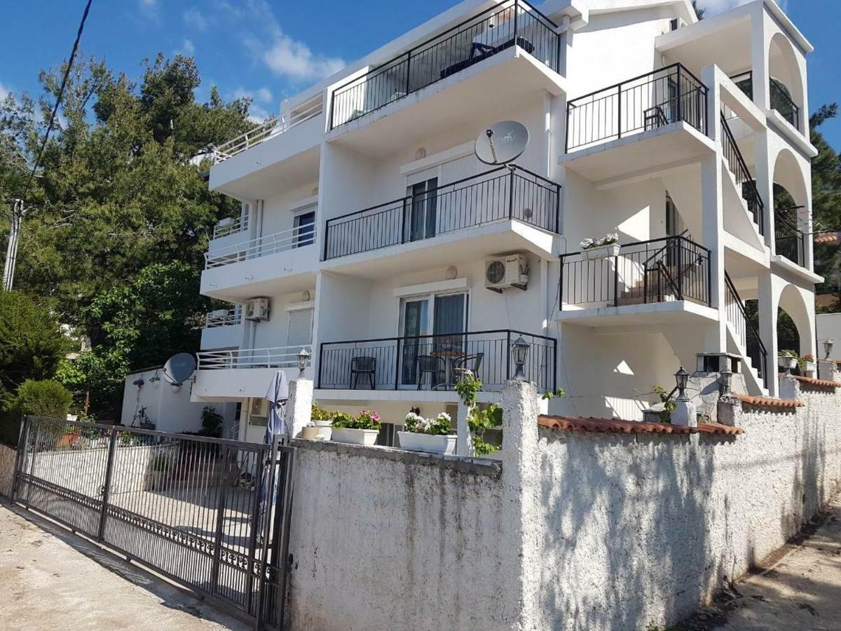 Brankas Apartments Бар Экстерьер фото